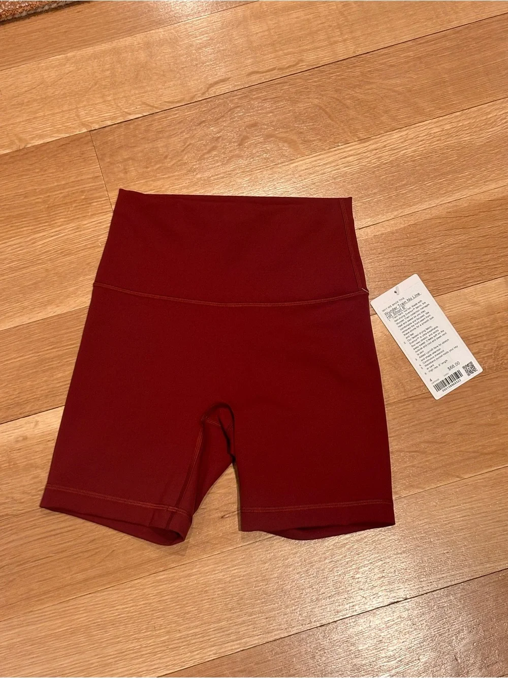 NWT - Lululemon Wunder Train No Line High-Rise Short 6
